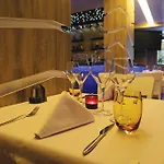 מלון Ozgur Bey (adults Only) 3*