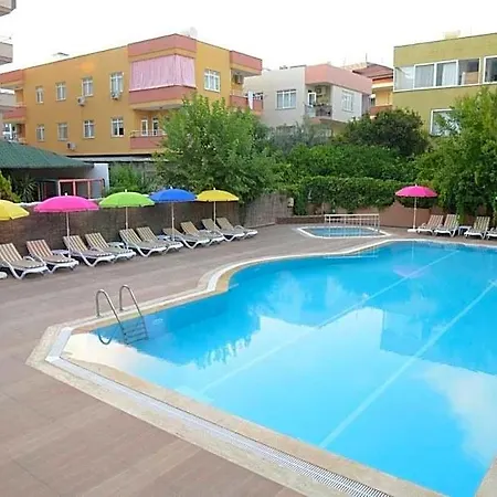 Ozgur Bey (adults Only) Αλάνια